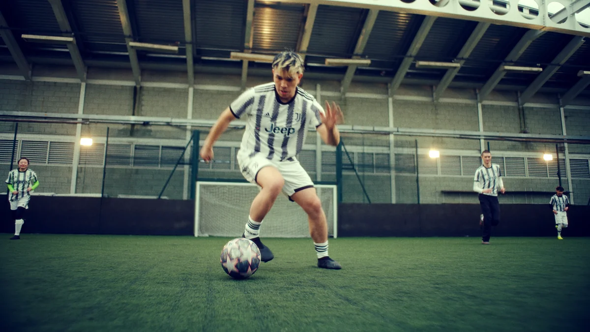 Icon The Moment · still 10
